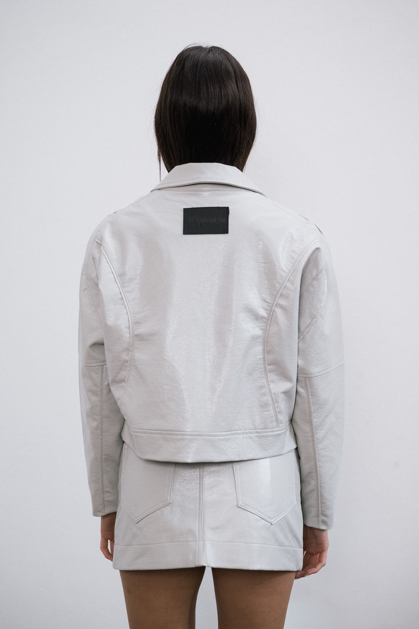Campera Over Bone de simil cuero
