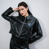 Campera Over Black de simil cuero
