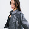 Campera Over Grafito de simil cuero