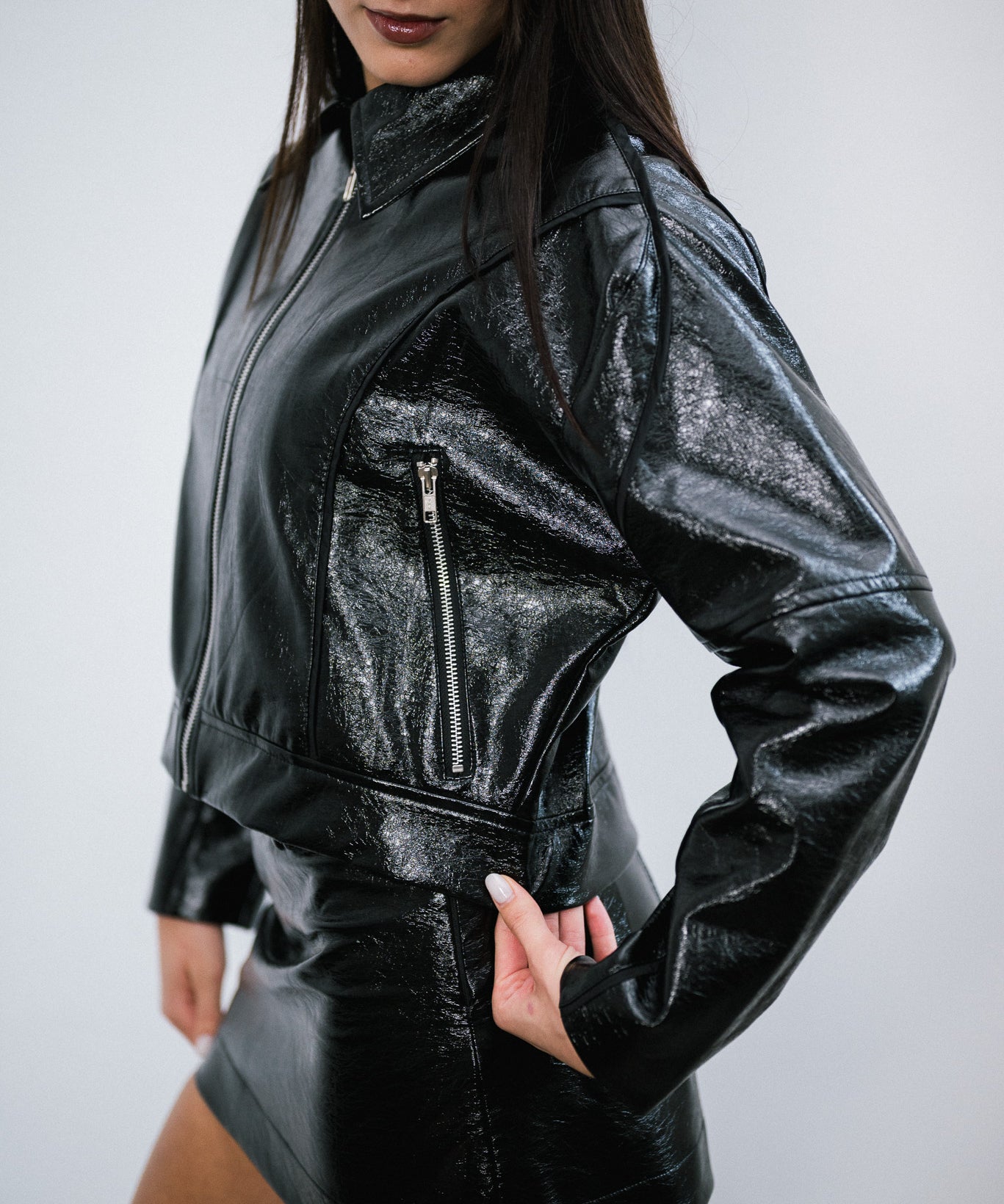 Campera Over Black de simil cuero