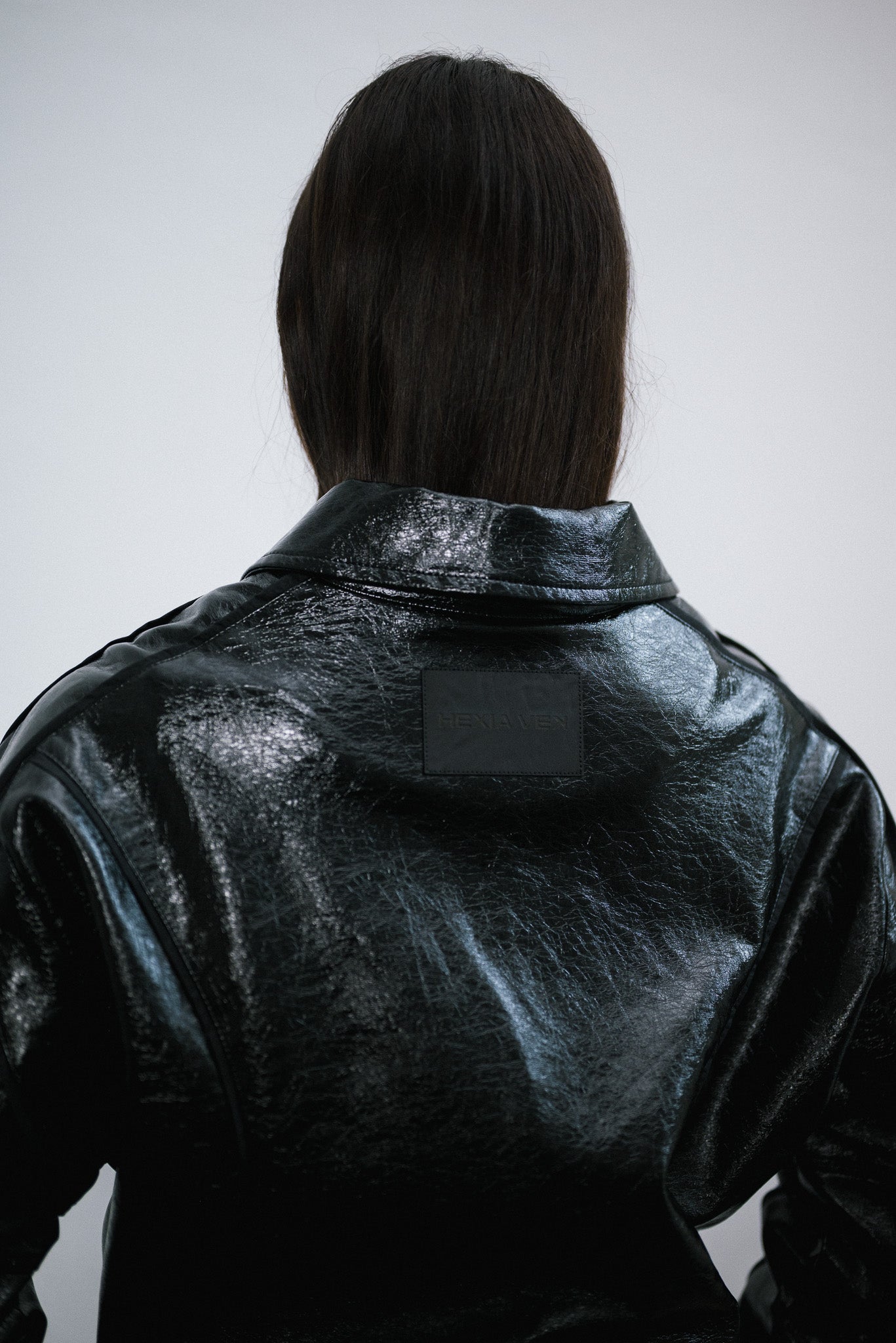 Campera Over Black de simil cuero