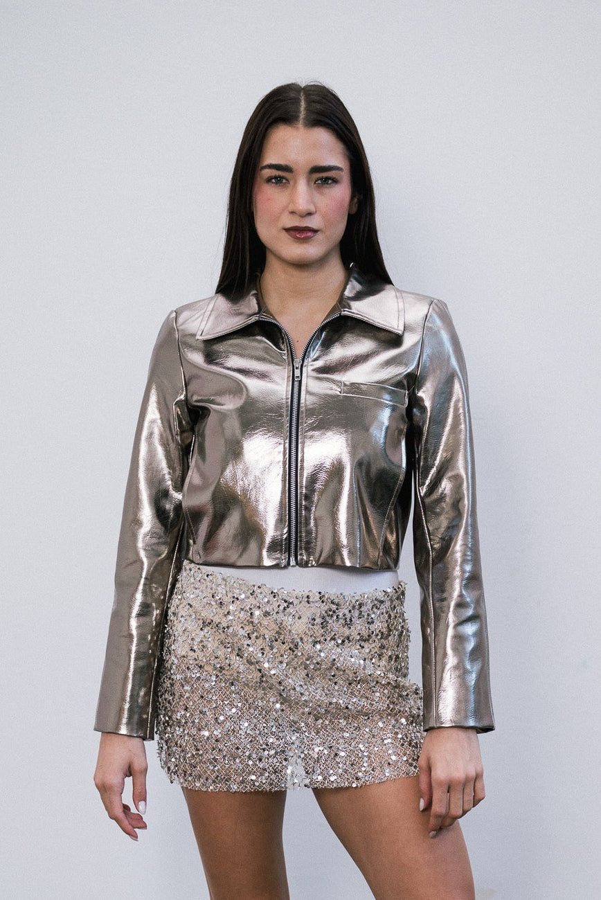 Campera Crop Metal de simil cuero